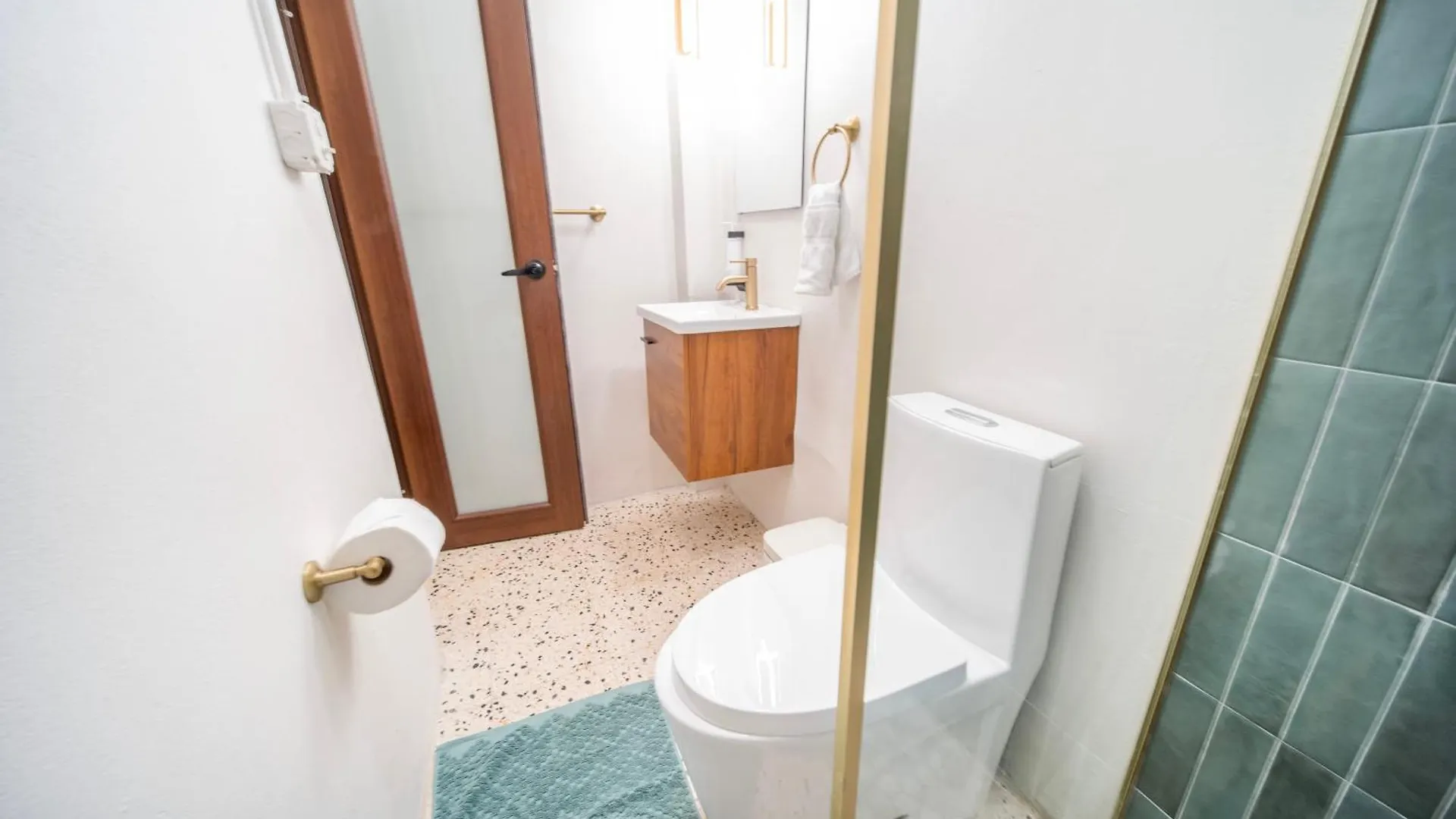Room 3 Vibrant Walkable Hub In Santurce San Juan 0*,  Portoriko