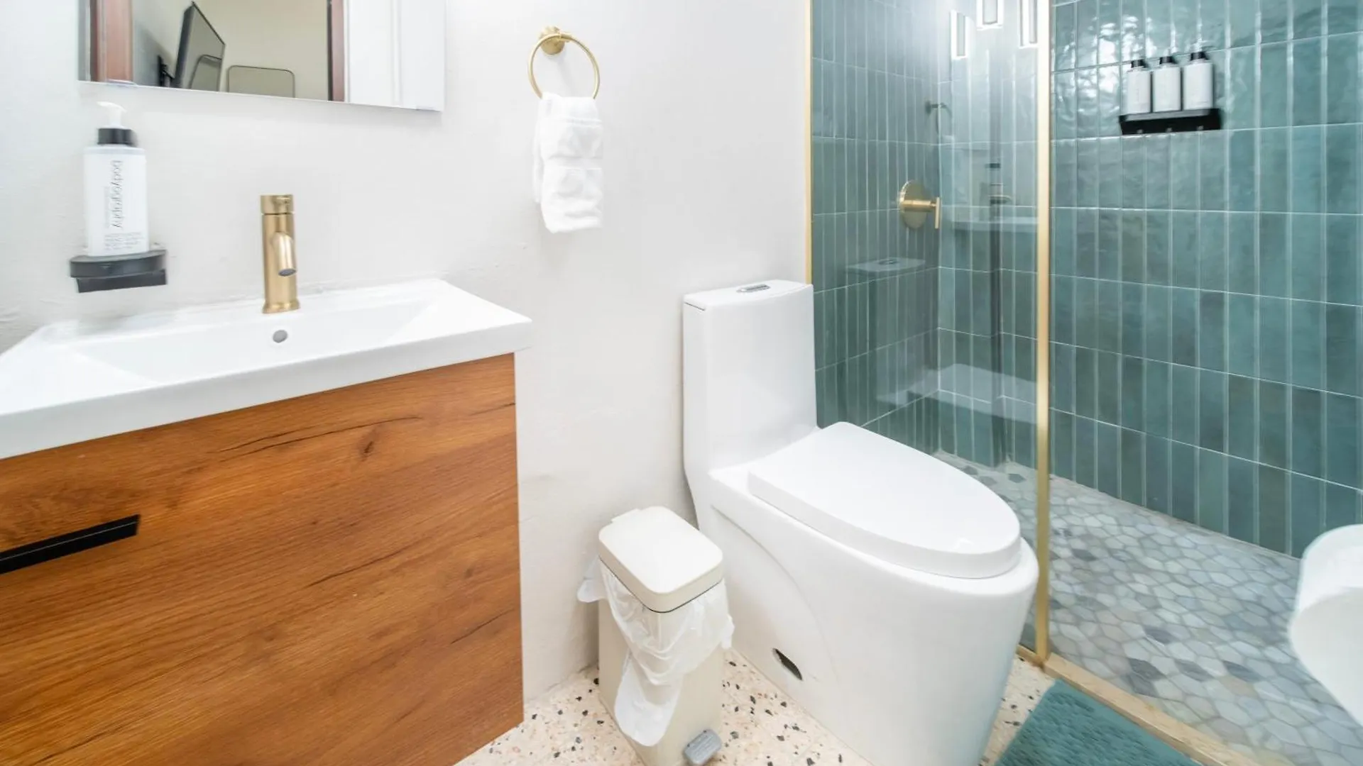 Room 3 Vibrant Walkable Hub In Santurce San Juan Portoriko