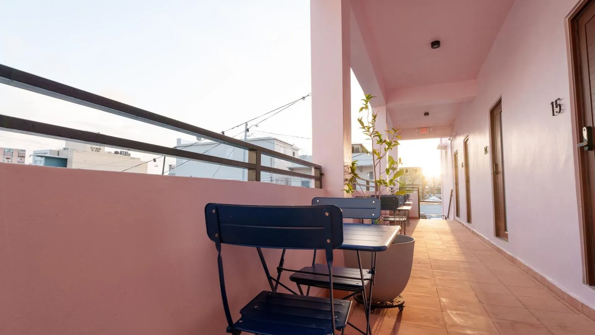 ホテル Room 3 Vibrant Walkable Hub In Santurce サンジョアン